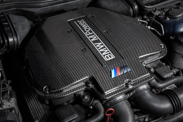 Eventuri BMW E39 M5 (S62) Black Carbon Plenum Lid - 0