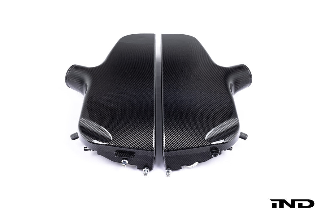 For 2004~2007 BMW 5 Series E60/E61 to M5 Style Front Bumper Kit W/O PDC Holes | Omnitek BMW5シリーズE60/M5 / M3 / E61 / E63 / E64 / E90 / E91 / E92/E9 | プレーヤー・レシーバー | Generic