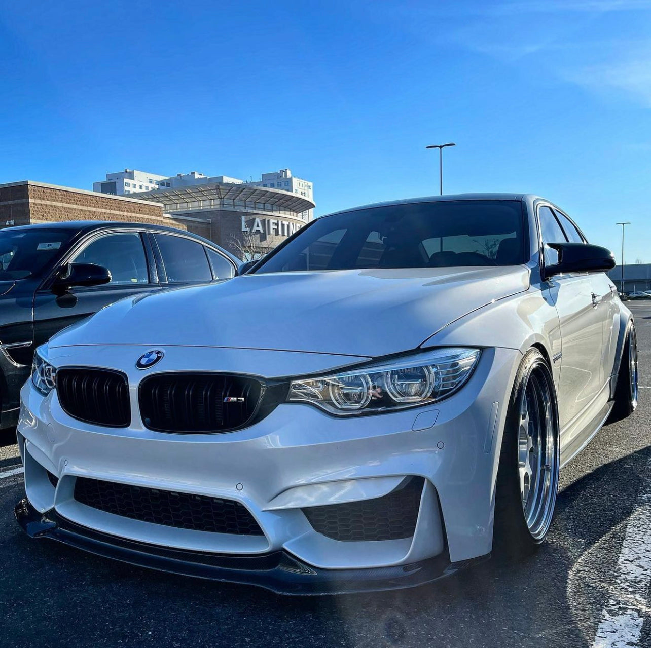 F8X M3 M4 V Style Carbon Fiber Lip