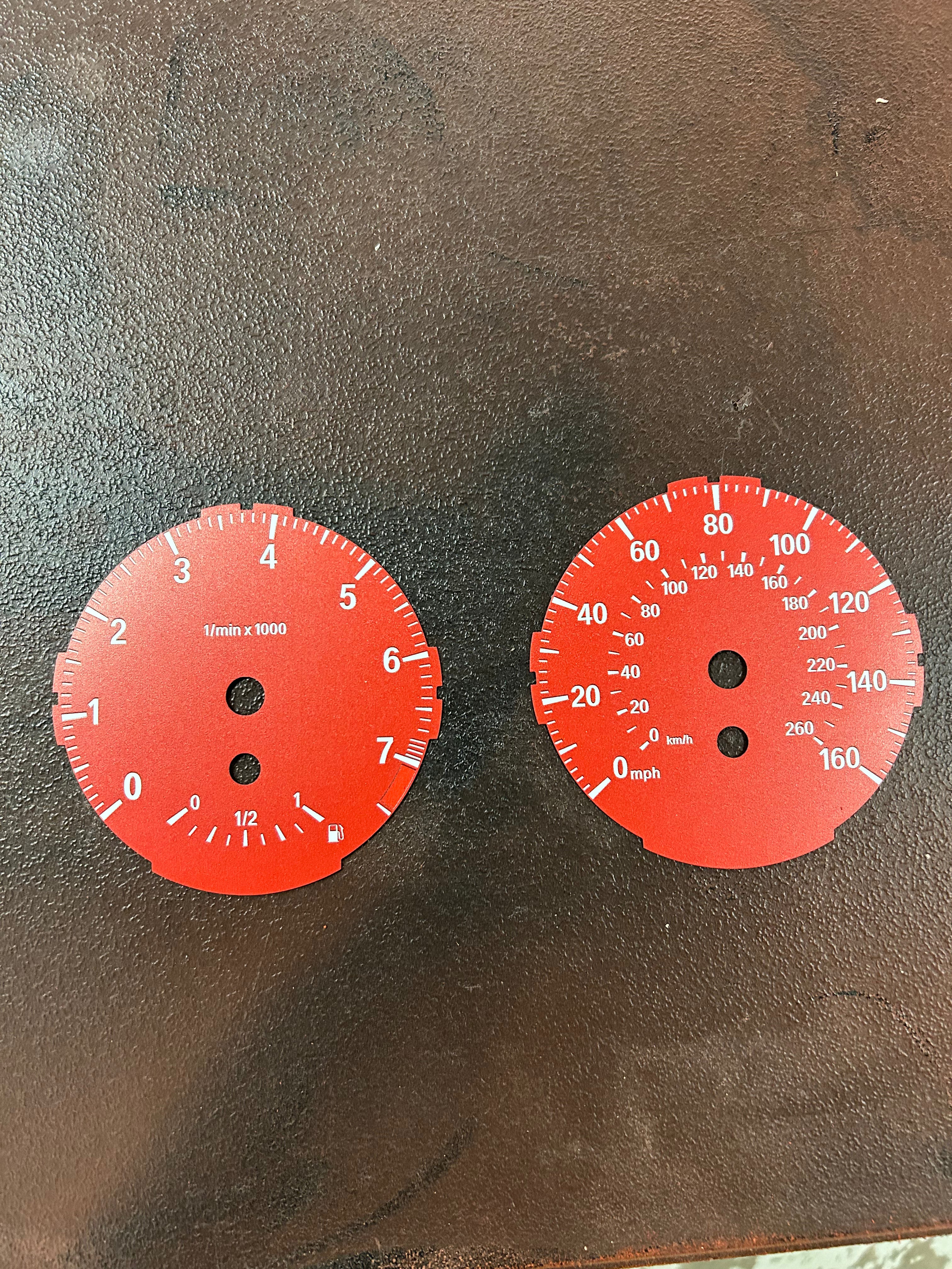 E9X 128i Red Face Gauge Replacement