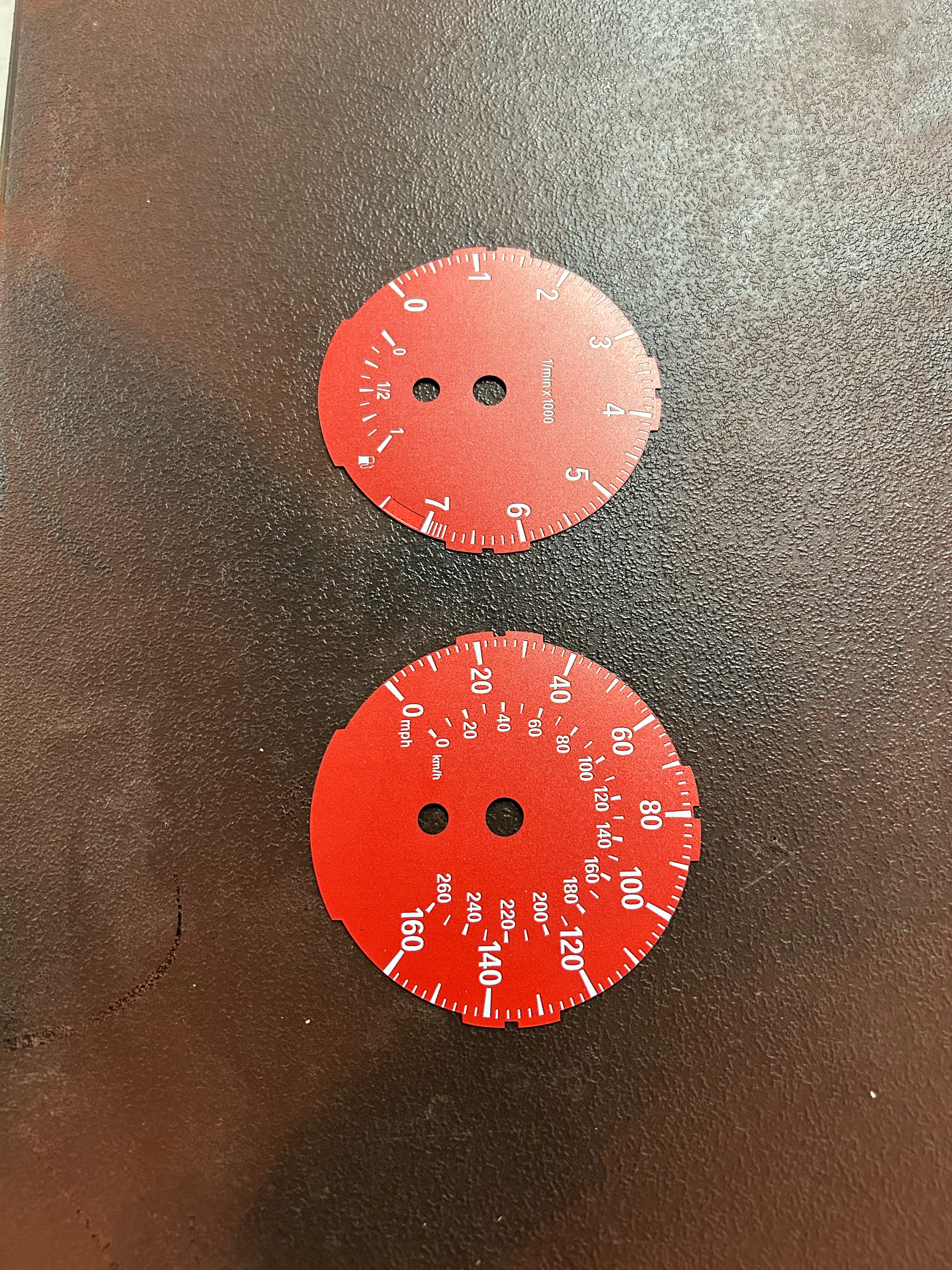 E9X 128i Red Face Gauge Replacement