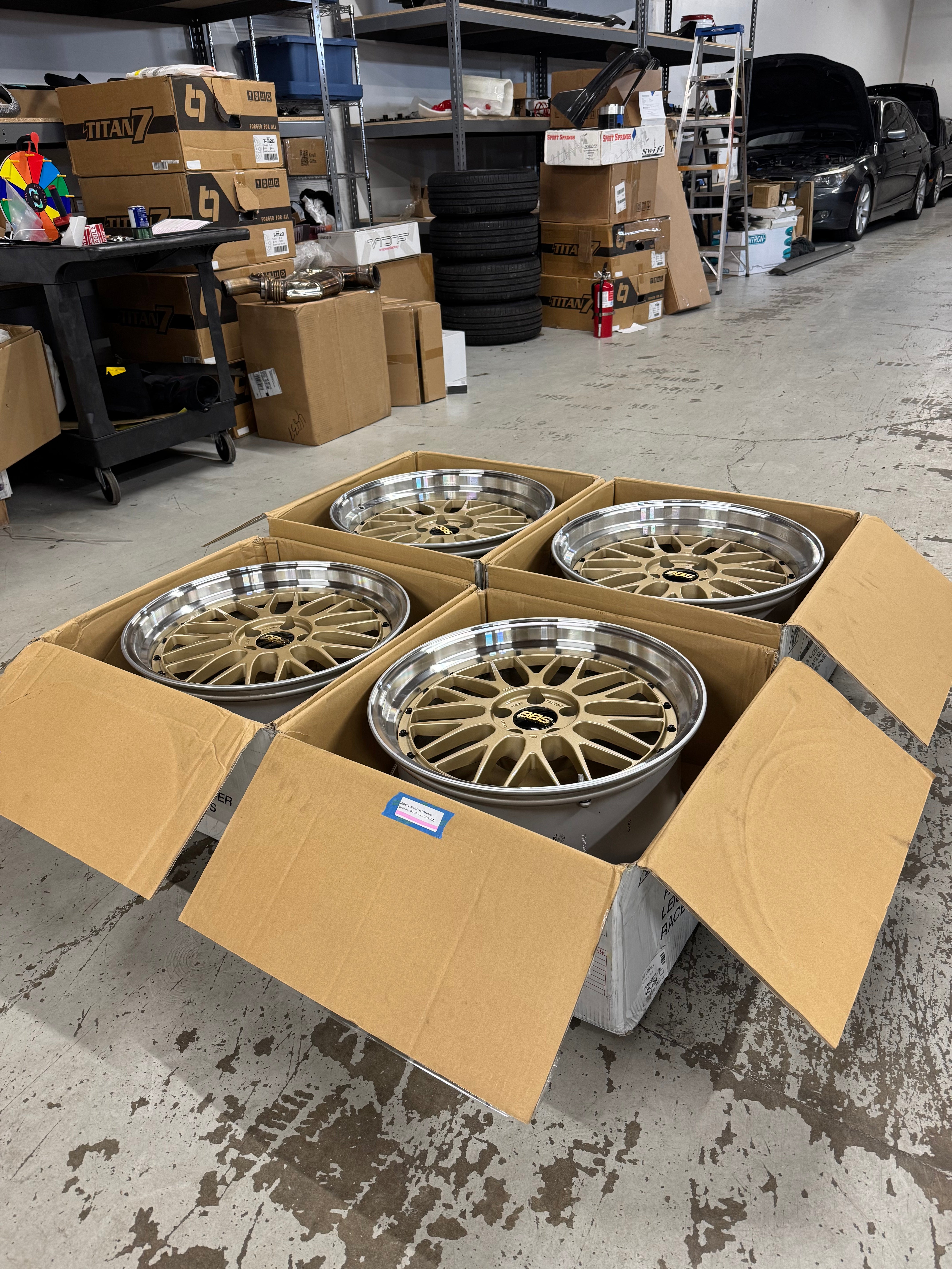 A90/G8X BBS LM wheels (gold) - 0