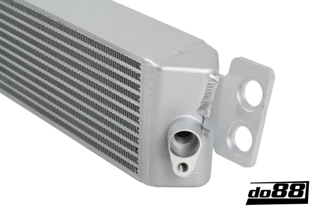 DO88 BMW E9X M3 S65 Oil Cooler