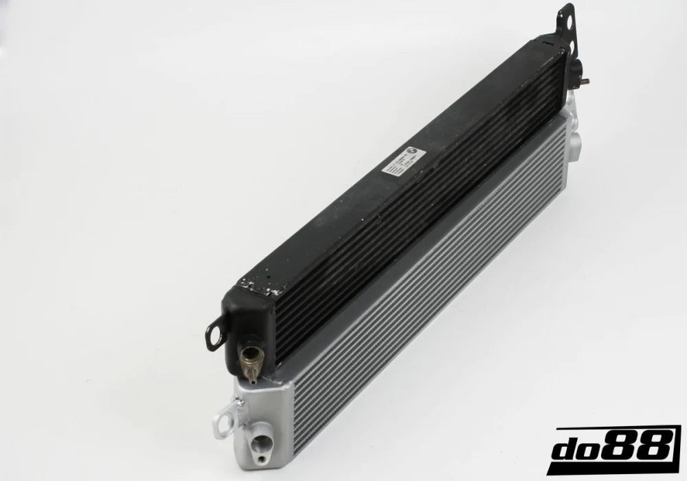 DO88 BMW E9X M3 S65 Oil Cooler