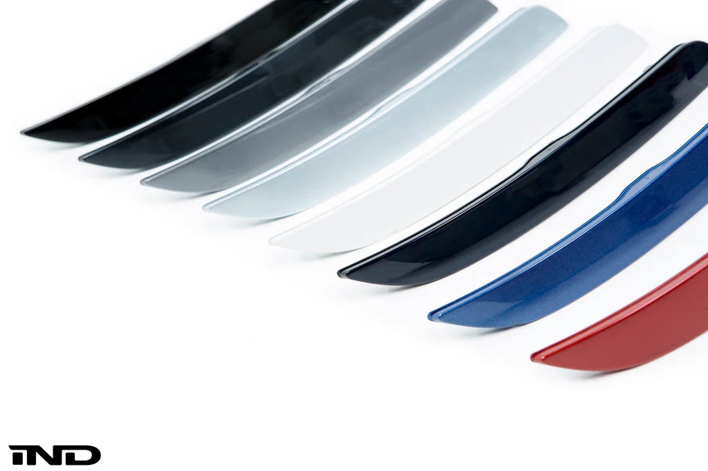 IND F10 M5 / 5-series M-Sport Painted Rear Reflector Set