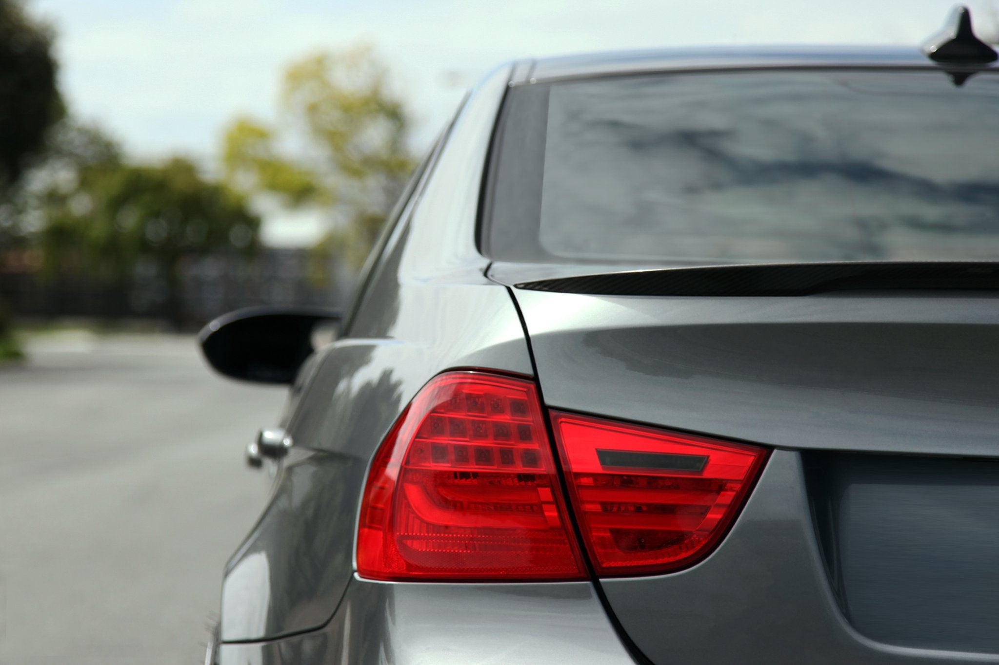 Goldenwrench E90/E91 LCI BLACKLINE Taillight Overlay Kit