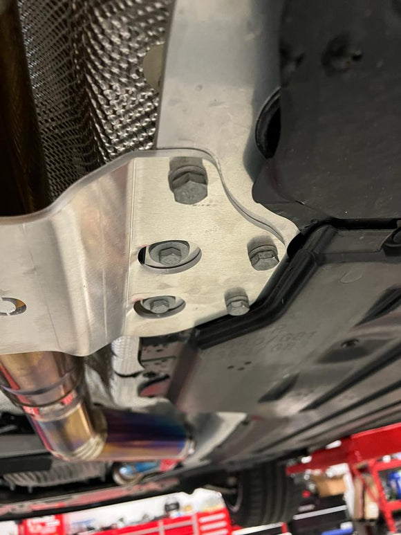 Mashimarho M3/M4 G8X Upgraded Exhaust brace