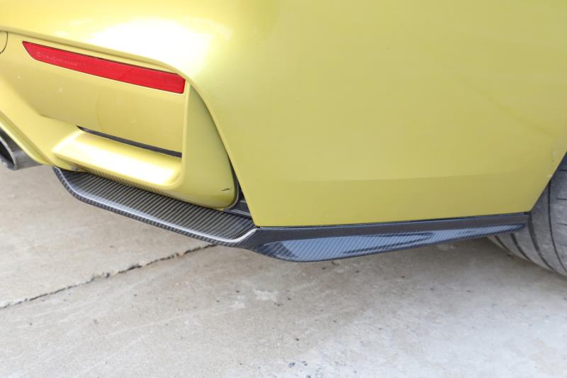 F8X M3 M4 Carbon Fiber V3 Rear Bumper Extensions