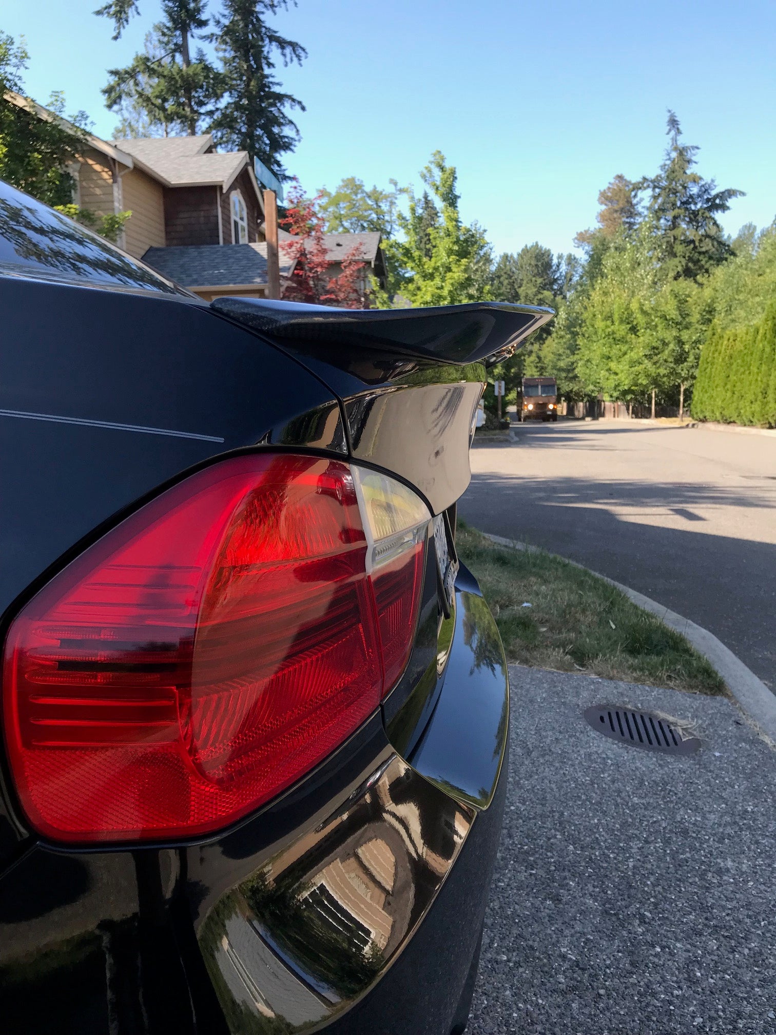 E9X Carbon Fiber V2 spoiler