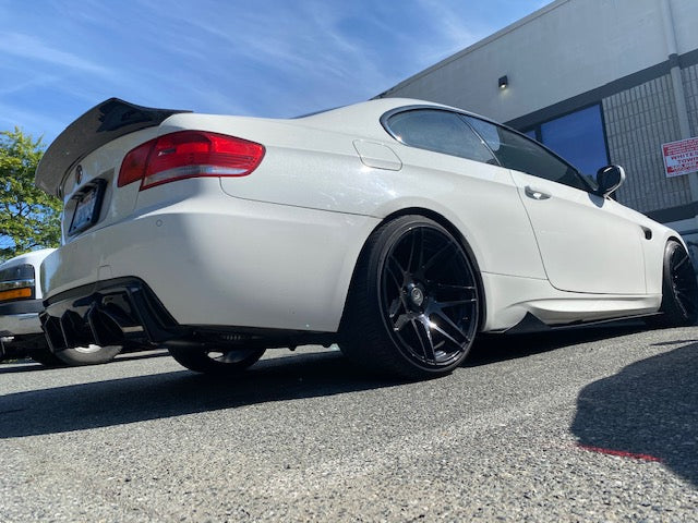 LB Style E92 Carbon Fiber Spoiler