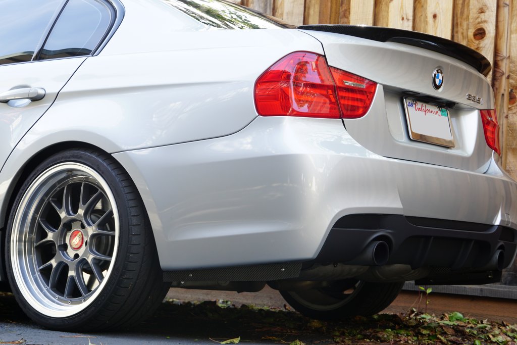 Carbon Fiber Side/Rear Fin Diffuser