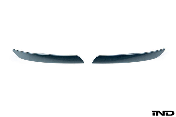 iND f10 m5 painted rear reflector set - iND Distribution