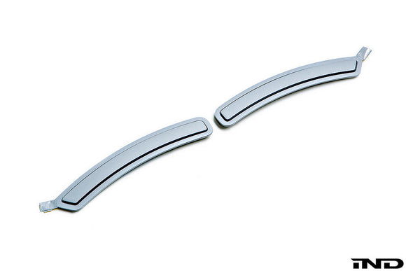 iND f87 m2 painted front reflector set - iND Distribution