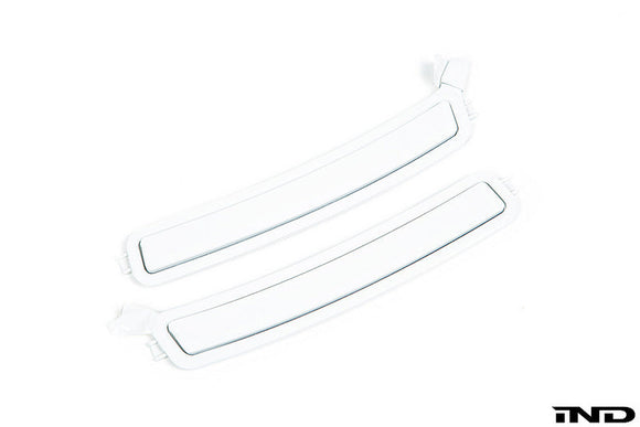 iND f90 m5 painted front reflector set - iND Distribution