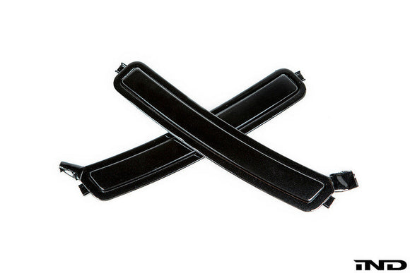 iND f90 m5 painted front reflector set - iND Distribution