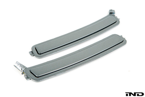 iND f90 m5 painted front reflector set - iND Distribution