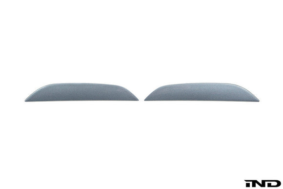 iND f90 m5 painted rear reflector set - iND Distribution