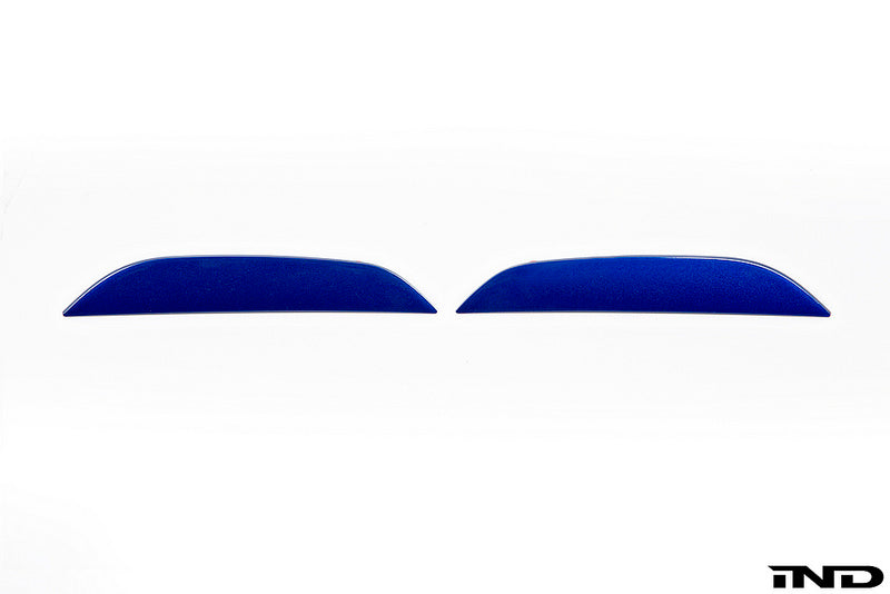 iND f90 m5 painted rear reflector set - iND Distribution