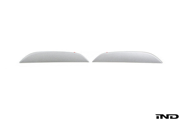 iND f90 m5 painted rear reflector set - iND Distribution