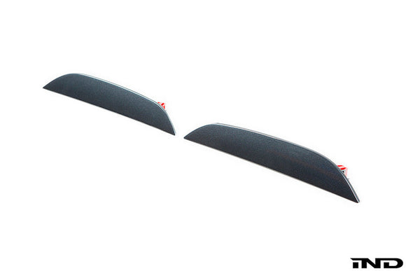 iND f90 m5 painted rear reflector set - iND Distribution