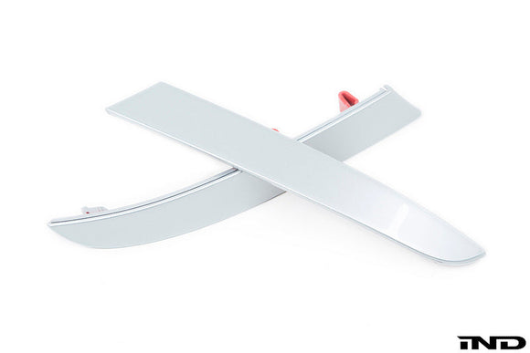 iND f97 x3m painted rear reflector set - iND Distribution