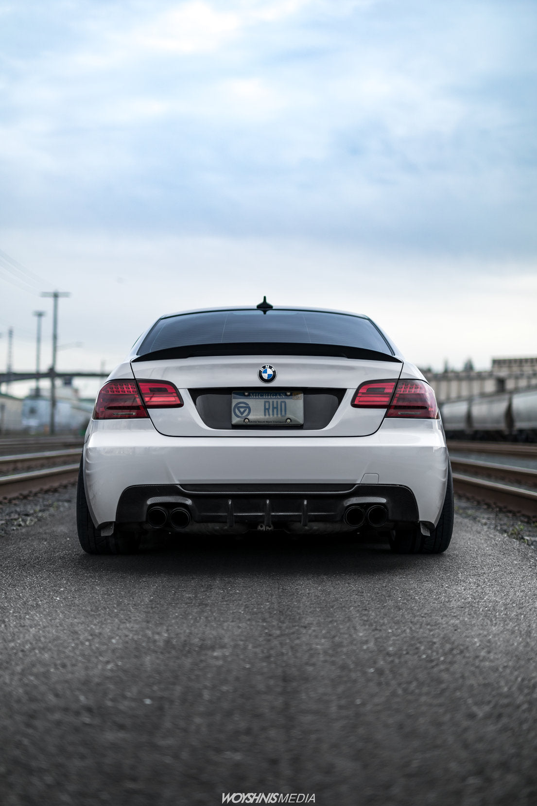 E9X 3 Series Carbon Fiber Diffuser